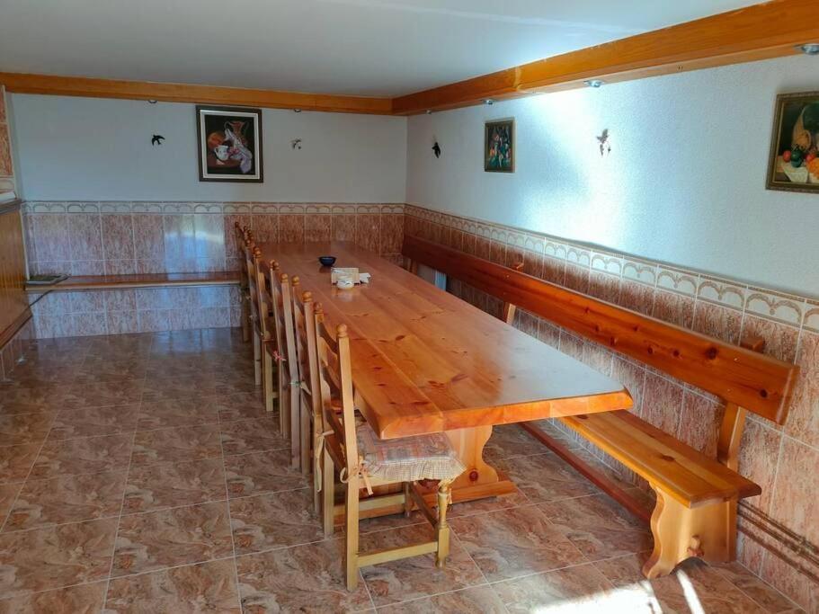 Vivienda De Uso Turistico En Entorno Maravilloso Huerta de Rey Kültér fotó